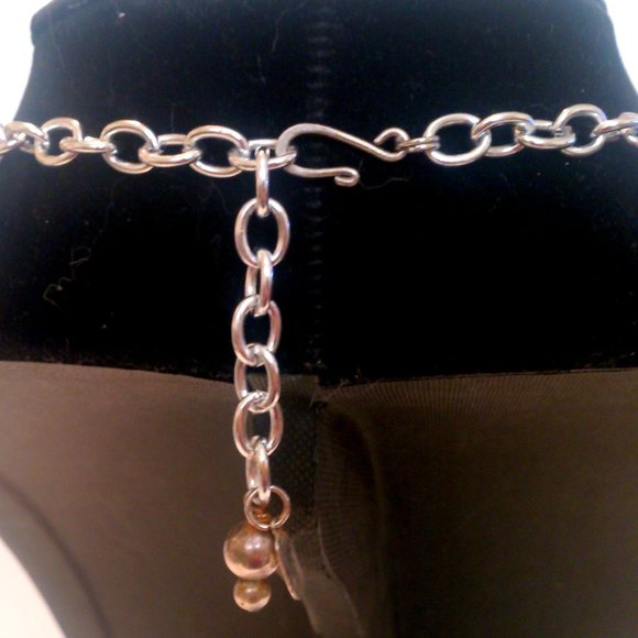 Designer MA Gaines Silver Tone Shell Necklace - Picture 4 of 4